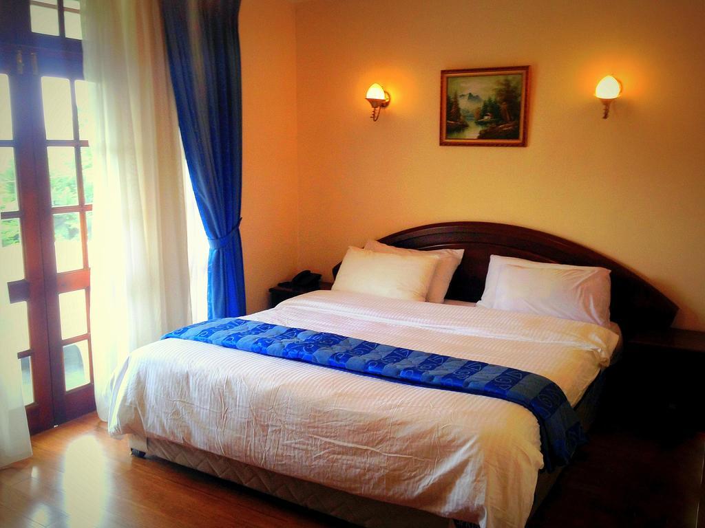 Colling Wood Hotel 努沃勒埃利耶 客房 照片